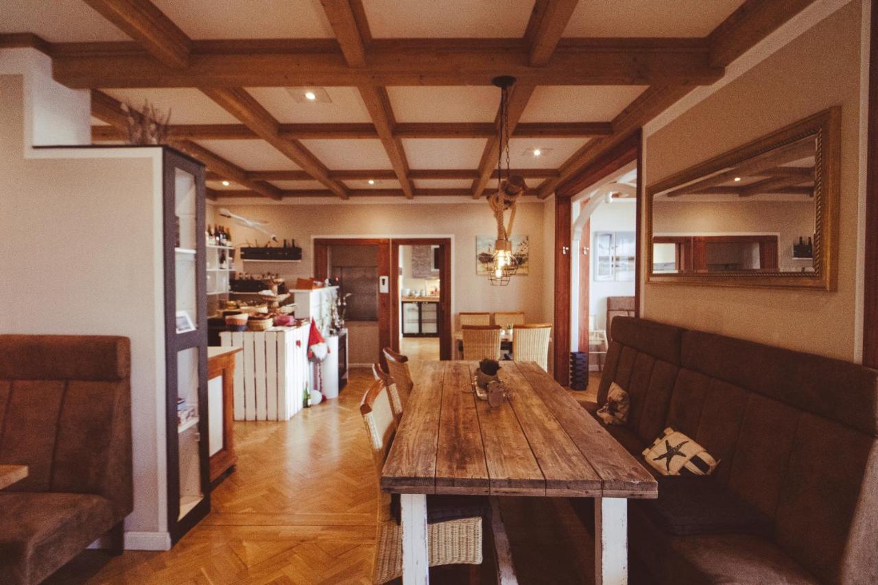Gaestehaus Astrids Strandmuschel Binz Extérieur photo